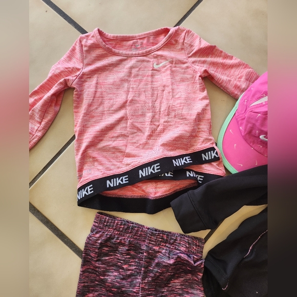 Nike Black Jacket and Pink Activewear Set - Picture 3 of 7